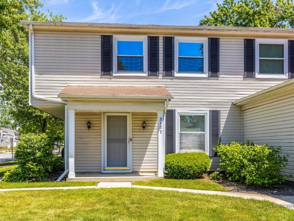 2177 N Dogwood Lane , Unit 2177, Palatine, IL 60074