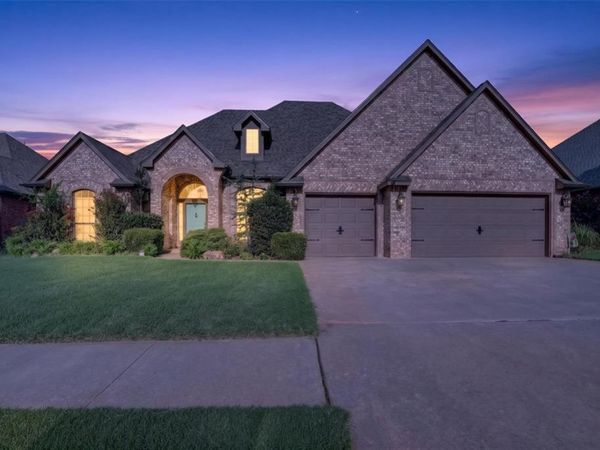 17021 Holly Burn Circle, Edmond, OK 73012