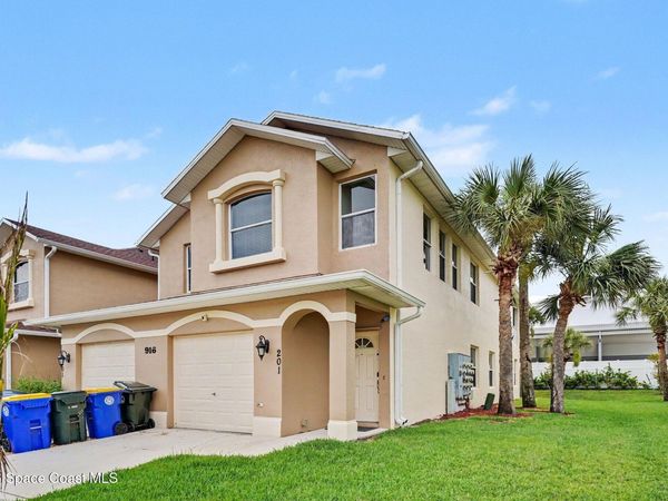 916 Ocaso Lane, Unit 201, Rockledge, FL 32955