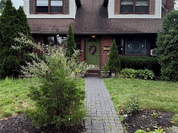288 Nassau Road , Huntington, NY 11743