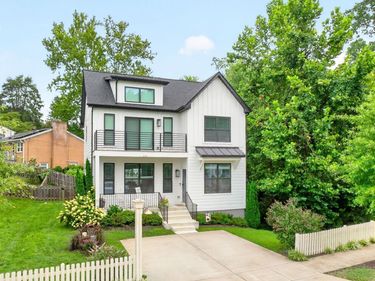 330 HUNTLEY AVE, Charlottesville, VA 22903