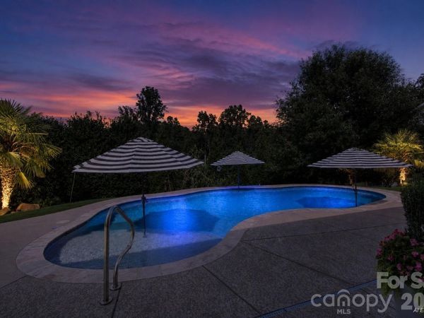 12909 Sandpiper Grove Court, Charlotte, NC 28278