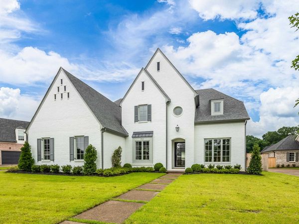 9121 CHEATHAM LN, Germantown, TN 38138