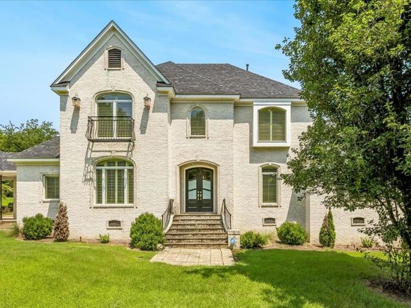 3930 JOHNSON DR, Rossville, TN 38066