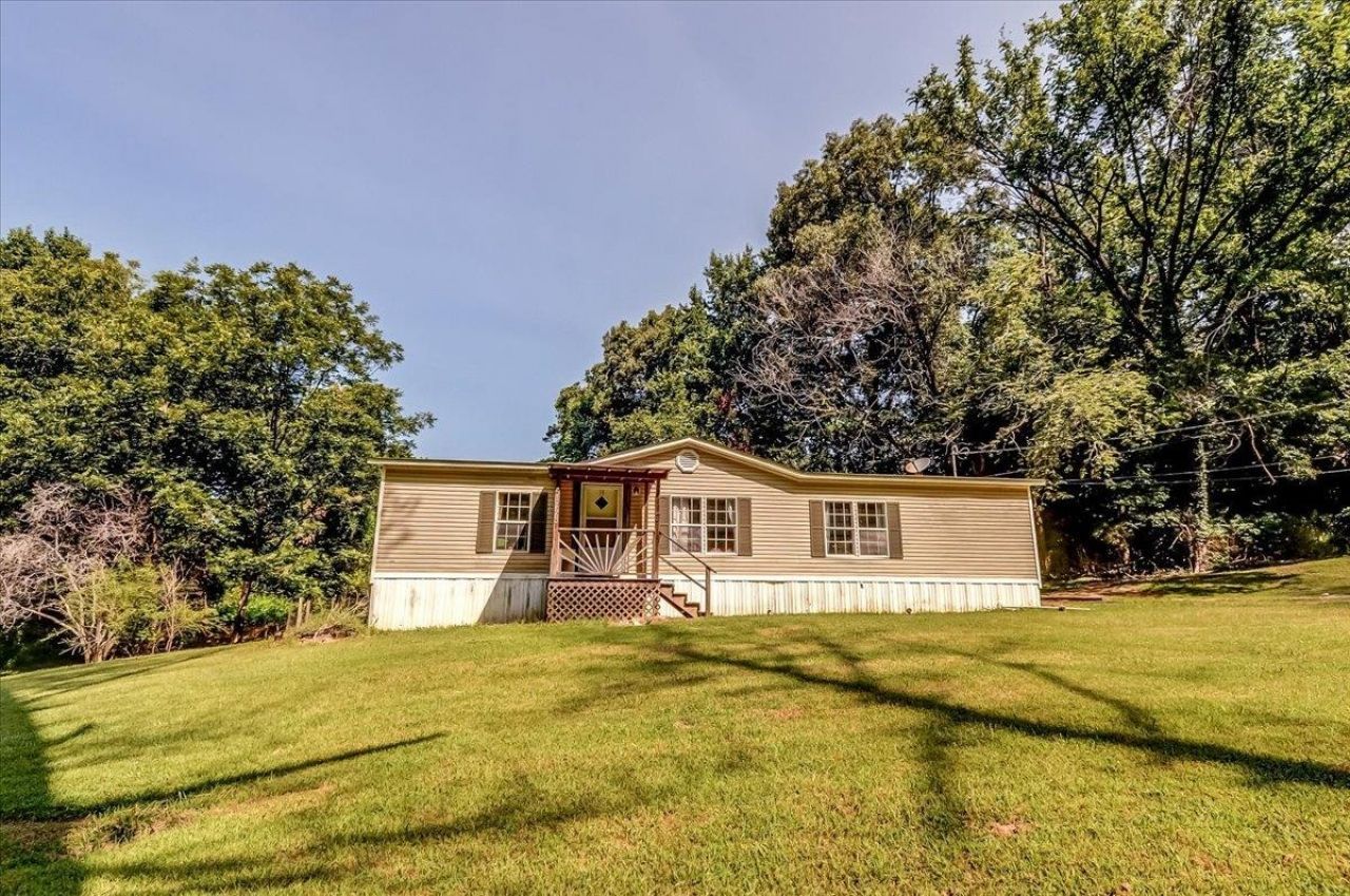 1123 WALNUT RD Munford, TN 38058