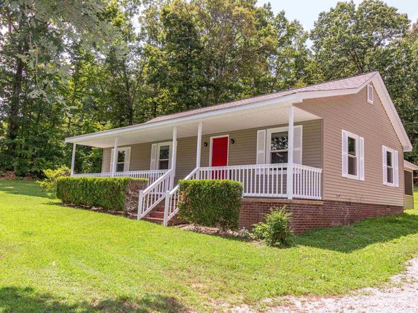 62 DEBBIE CIR, Selmer, TN 38375