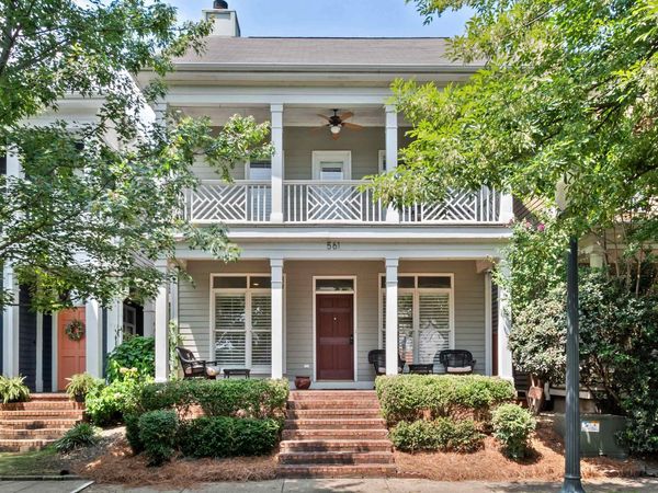 561 RIENZI DR, Memphis, TN 38103