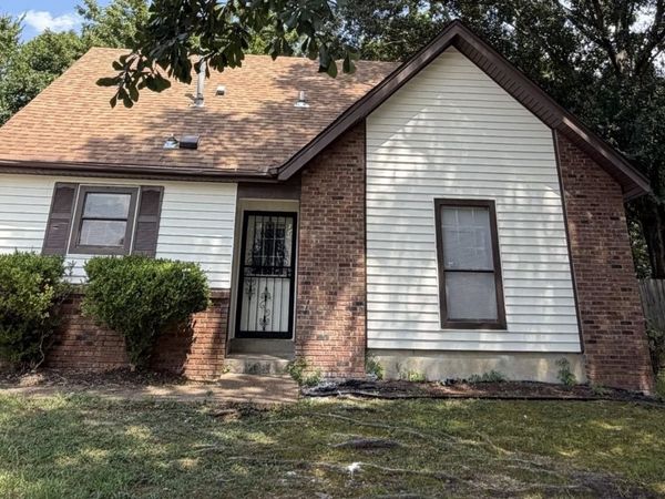 5696 SHAGBARK CT, Memphis, TN 38115