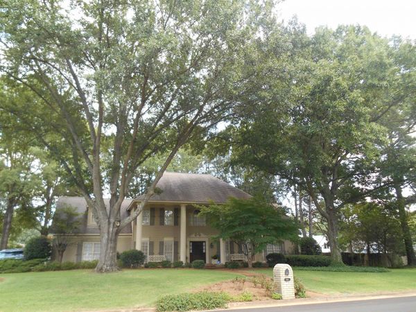 740 ROLLING OAKS LN, Collierville, TN 38017