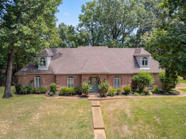 28 TIMBER VIEW CV, Memphis, TN 38018