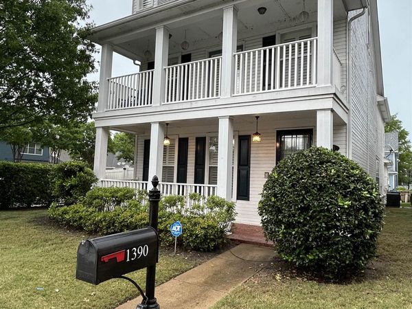 1390 ISLAND TOWN DR, Memphis, TN 38103