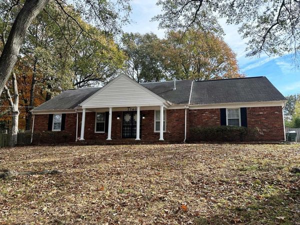 2760 BRAGG LN, Bartlett, TN 38134