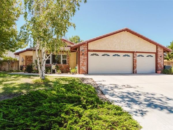 6314 Almond Valley Way, Quartz Hill, CA 93536