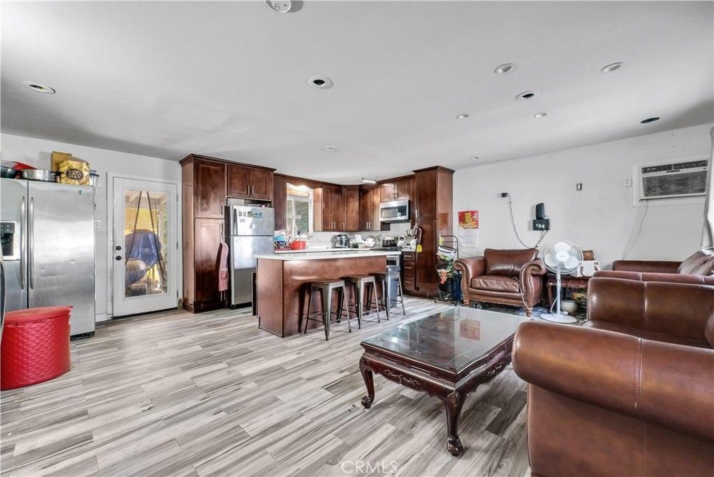 10160 Felipe Avenue, Montclair, CA 91763 Main Photo