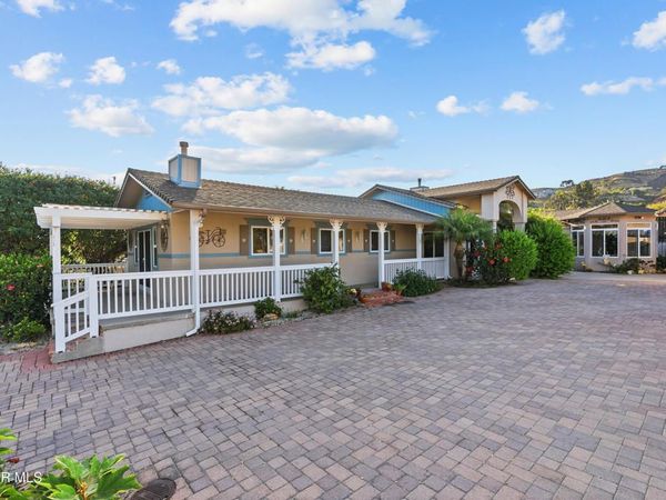 79 Mesa Drive, Camarillo, CA 93010