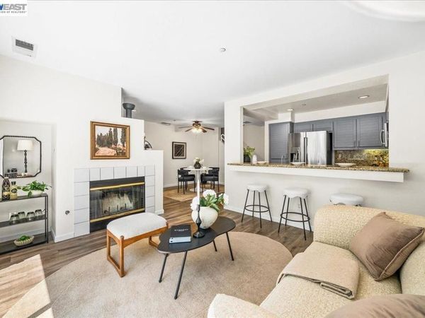 6940 Gregorich Dr, Unit E, San Jose, CA 95138
