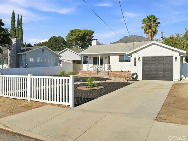 10824 Odell, Sunland, CA 91040
