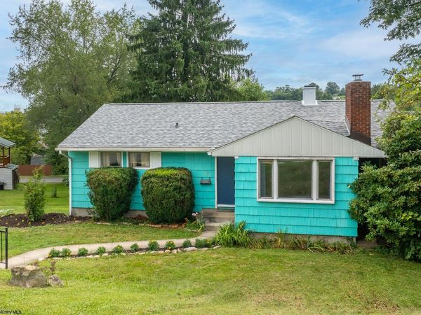 332 Oakland Street, Morgantown, WV 26505