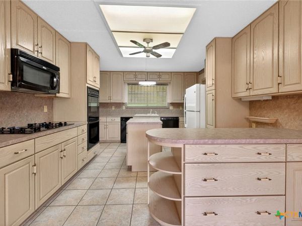 605 E Mary Jane Drive , Killeen, TX 76541