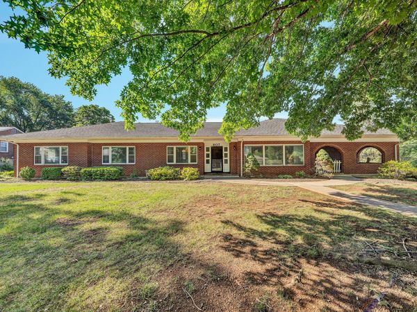 807 Dexter RD NW, Roanoke, VA 24019