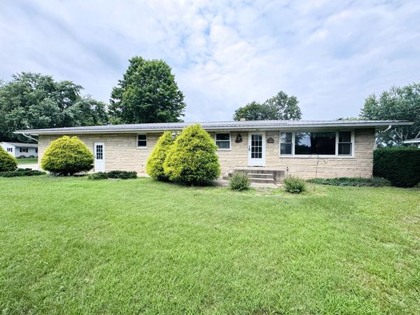 2575 Huntly Road, Niles, MI 49120