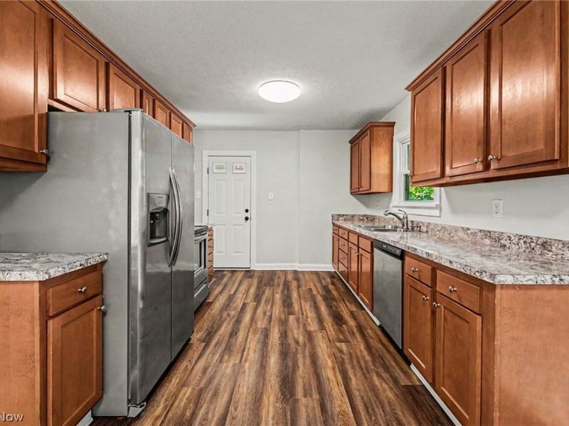 824 Gasche Street , Wooster, OH 44691 Photo 2