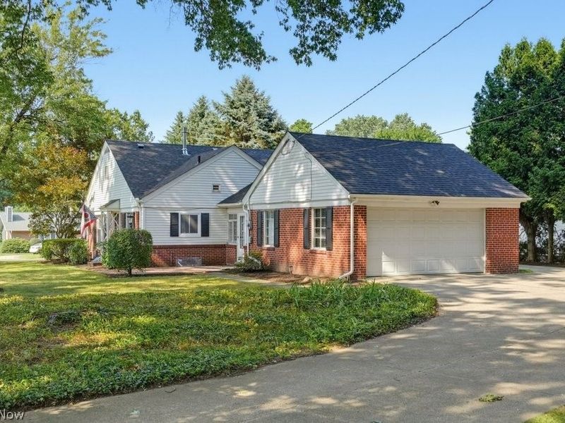 2468 Ridgewood Road, Akron, OH 44313 Photo 4
