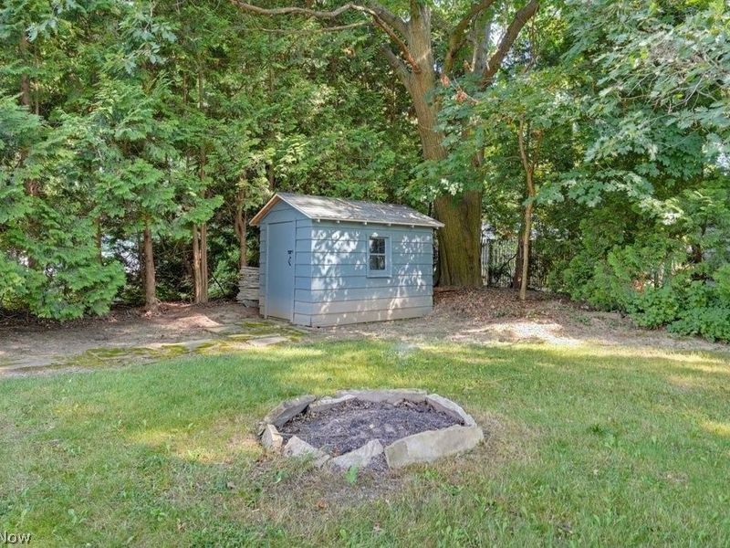 2468 Ridgewood Road, Akron, OH 44313 Photo 45