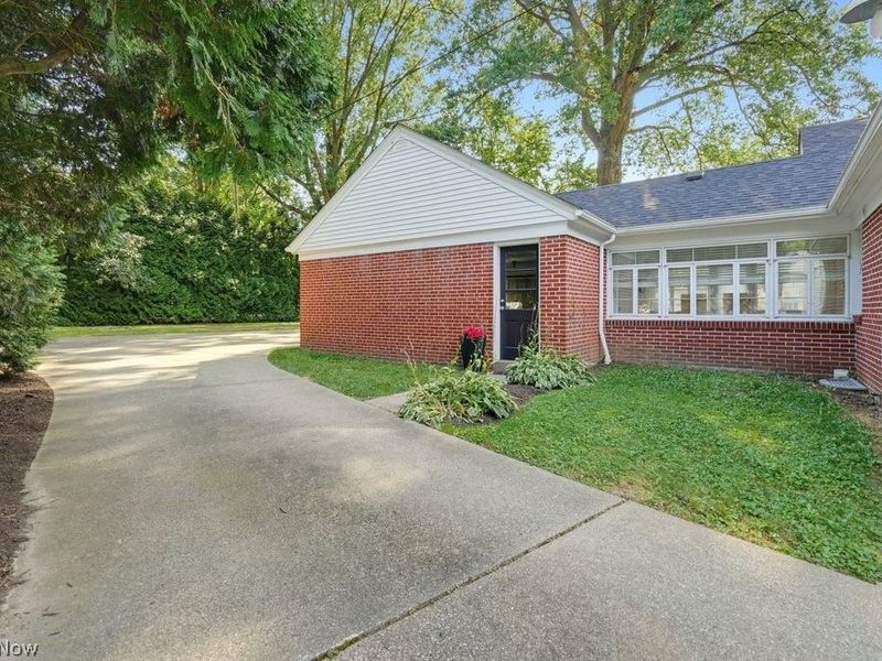 2468 Ridgewood Road, Akron, OH 44313 Photo 7