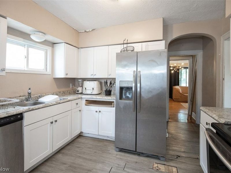 970 Whitby Road , Cleveland Heights, OH 44112 Photo 6