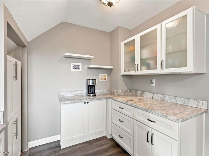 14521 Rainbow Avenue , Cleveland, OH 44111 Photo 15