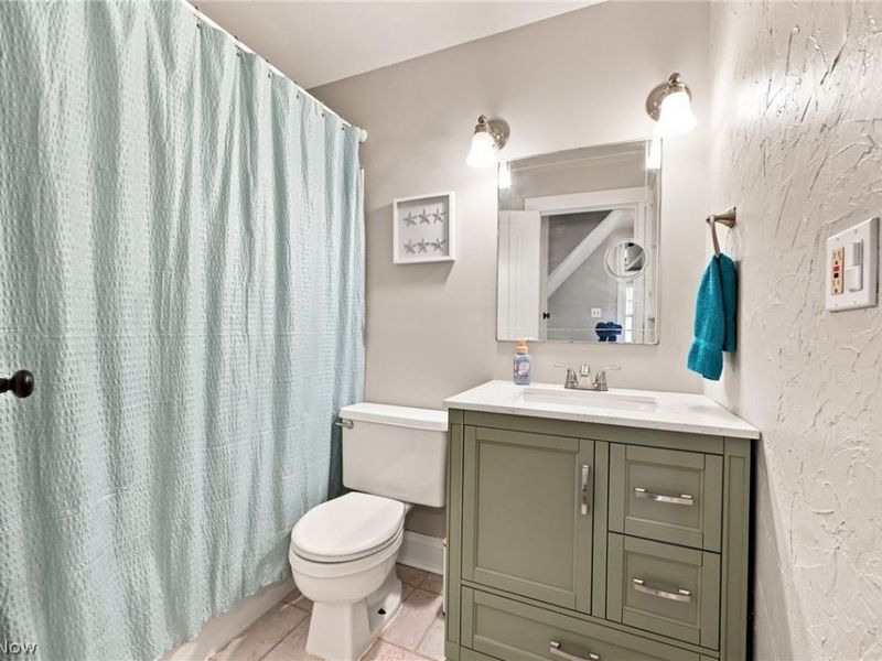 14521 Rainbow Avenue , Cleveland, OH 44111 Photo 26