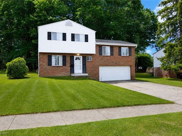 6221 Sequoia Drive , Parma, OH 44134