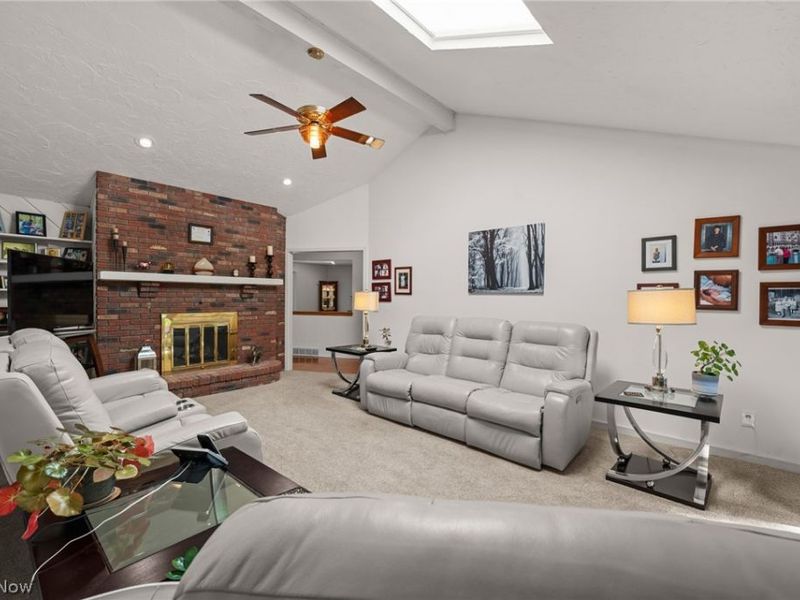 504 Sandhurst Drive, Highland Heights, OH 44143 Photo 14