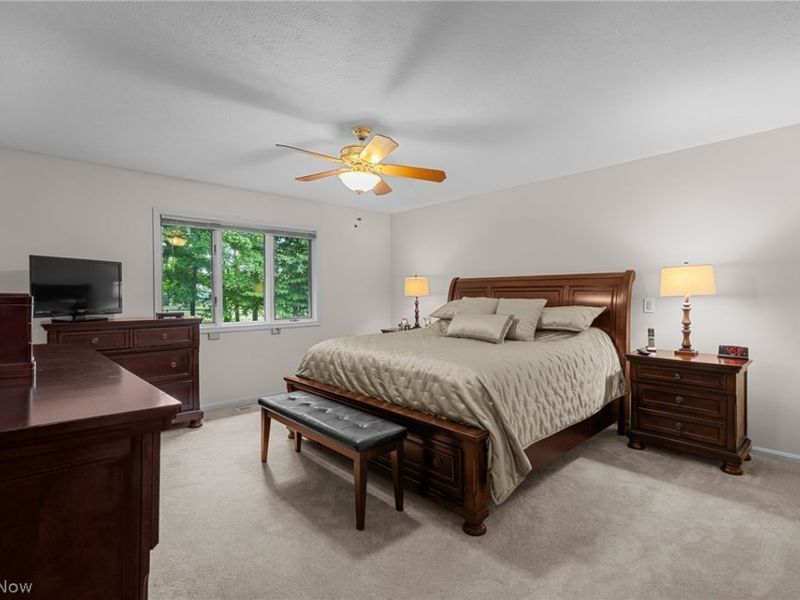 504 Sandhurst Drive, Highland Heights, OH 44143 Photo 16