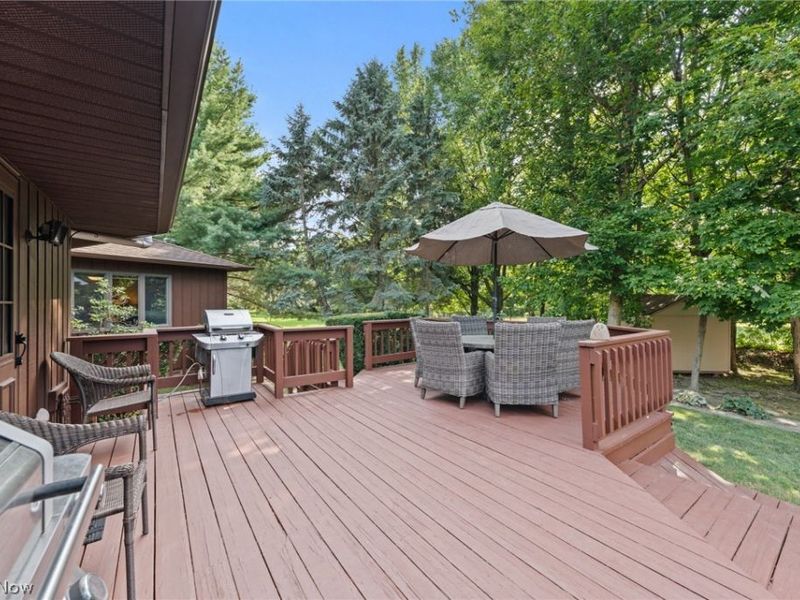 504 Sandhurst Drive, Highland Heights, OH 44143 Photo 28