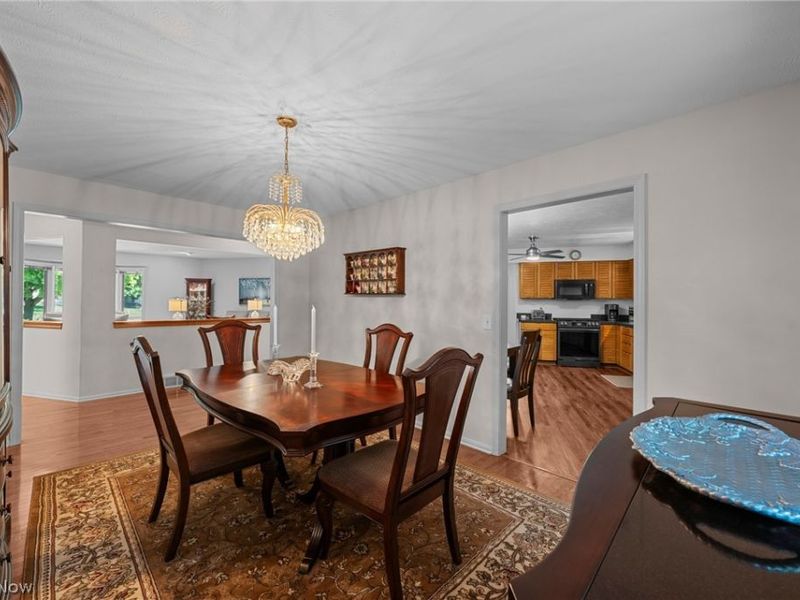 504 Sandhurst Drive, Highland Heights, OH 44143 Photo 9