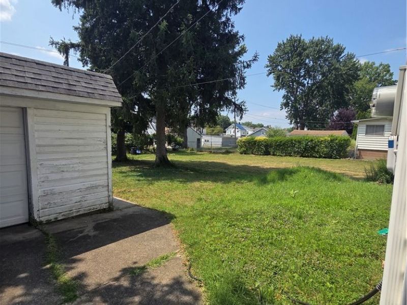 1715 Merl Avenue, Cleveland, OH 44109 Photo 5