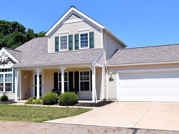 263 Teal Circle, Akron, OH 44319