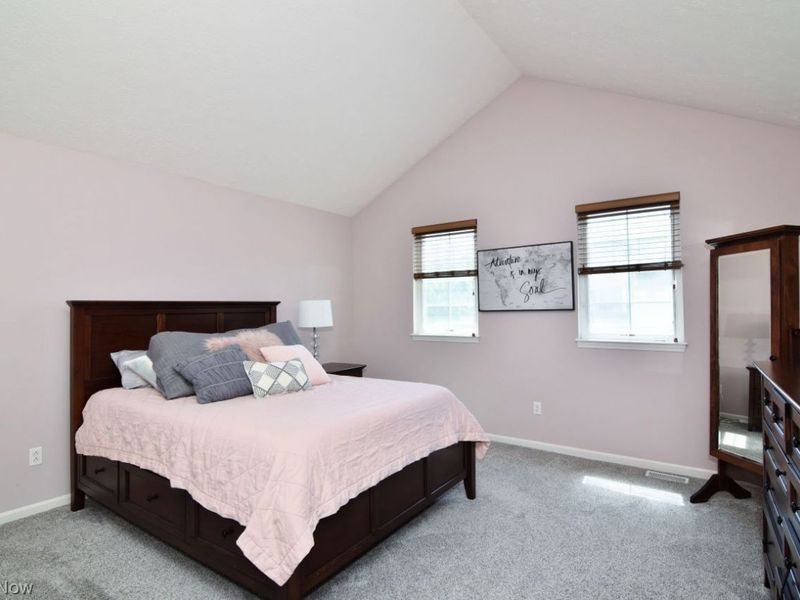 263 Teal Circle, Akron, OH 44319 Photo 18