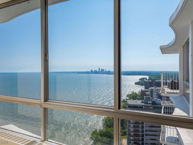 12700 Lake Avenue, Unit 3004, Lakewood, OH 44107 Photo 31