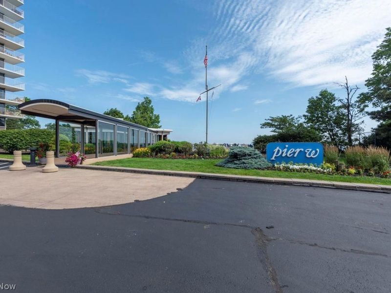 12700 Lake Avenue, Unit 3004, Lakewood, OH 44107 Photo 33