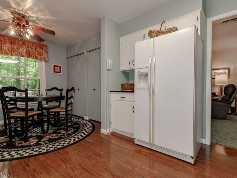 2306 River Road, Willoughby Hills, OH 44094 Photo 9