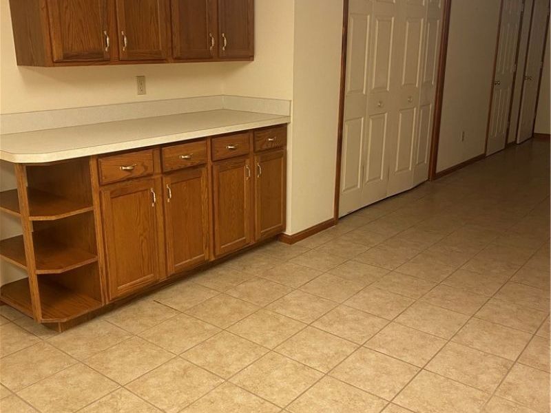 104 Waters Edge Drive, Elyria, OH 44035 Photo 21