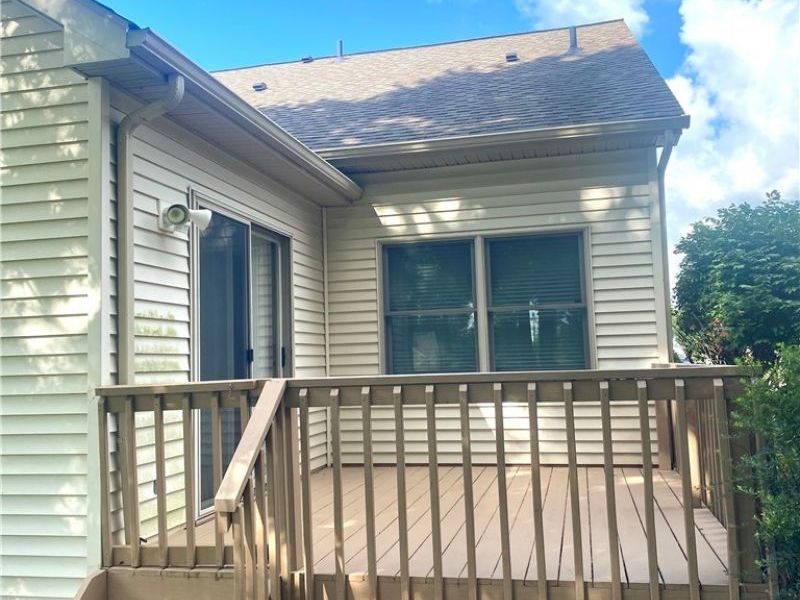 104 Waters Edge Drive, Elyria, OH 44035 Photo 22