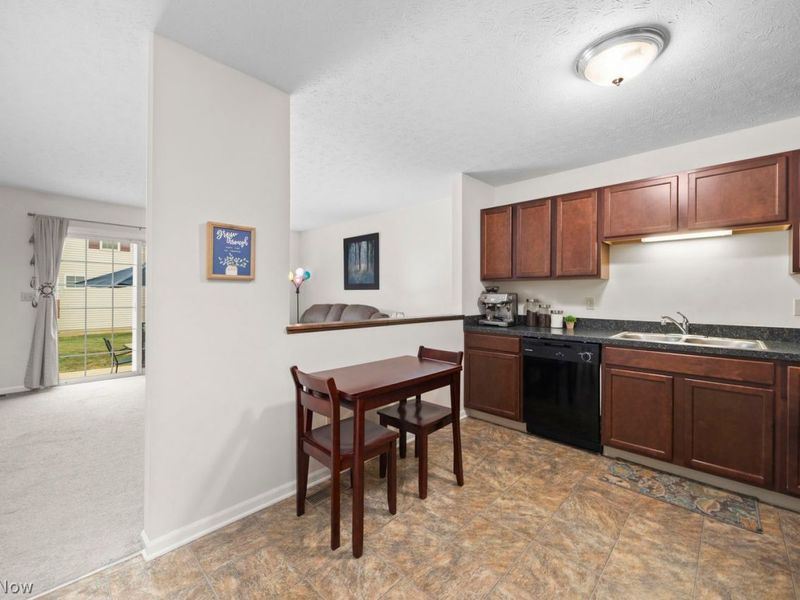 414 Rachel Lane, Avon Lake, OH 44012 Photo 6
