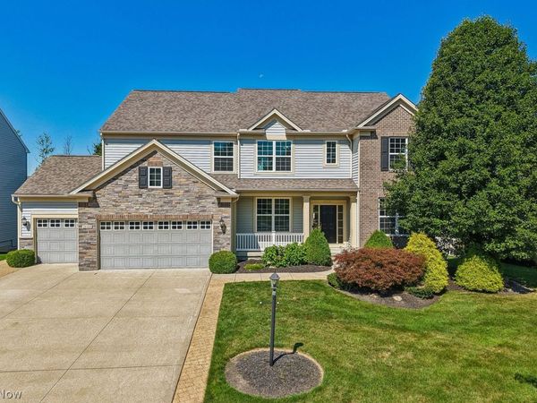 18188 Clare Court, Strongsville, OH 44149