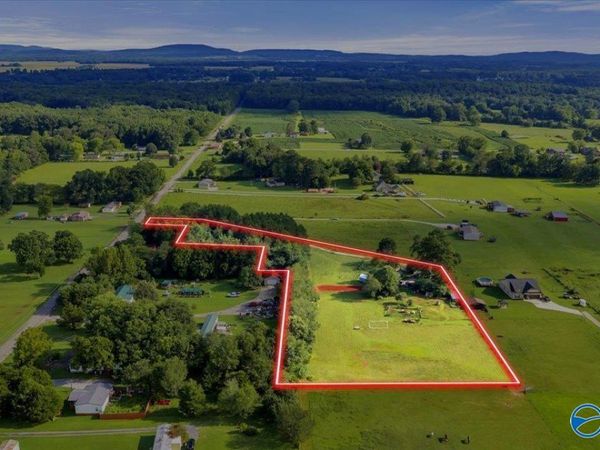 188 Bolden Hughey Road, Hazel Green, AL 35750