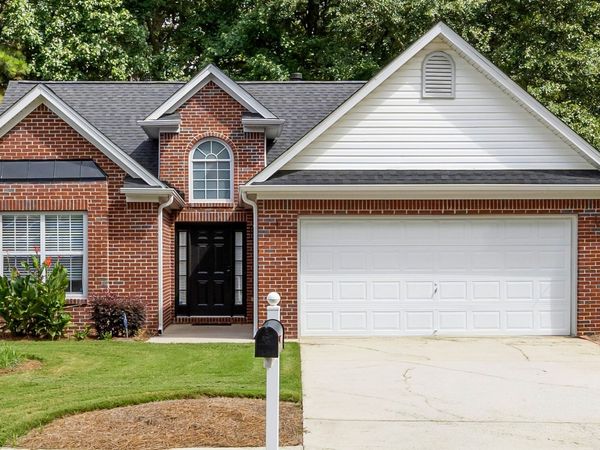 150 Eastfield Court, Fayetteville, GA 30215