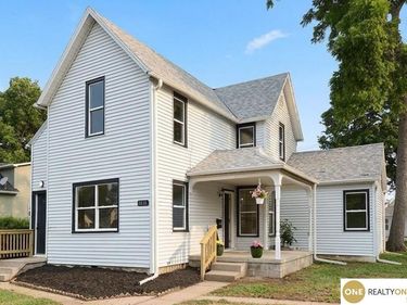 1616 Grant Street, Blair, NE 68008